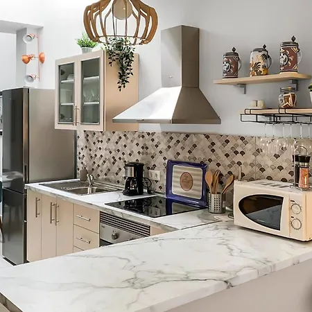 Beachhouse 3br * גראן טאראחל